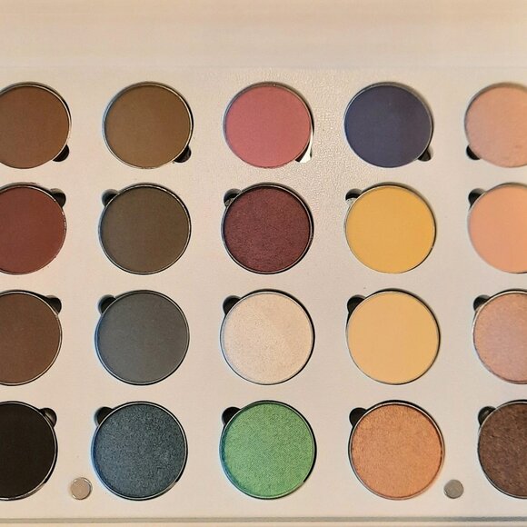 NEW OFRA Cosmetics Professional Eyeshadow Palette, 20 Colors - Picture 4 of 4